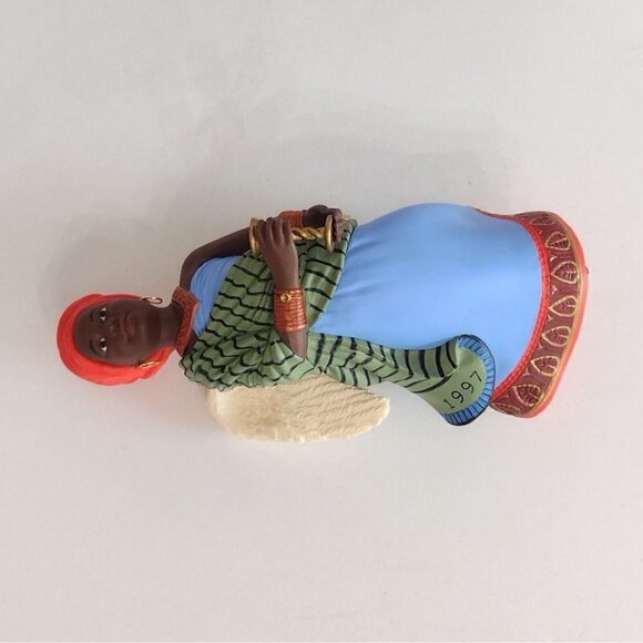 Vintage 1997 Hallmark Keepsake Ornament Celebration Of Angels Kwanzaa #3 - Picture 2 of 3